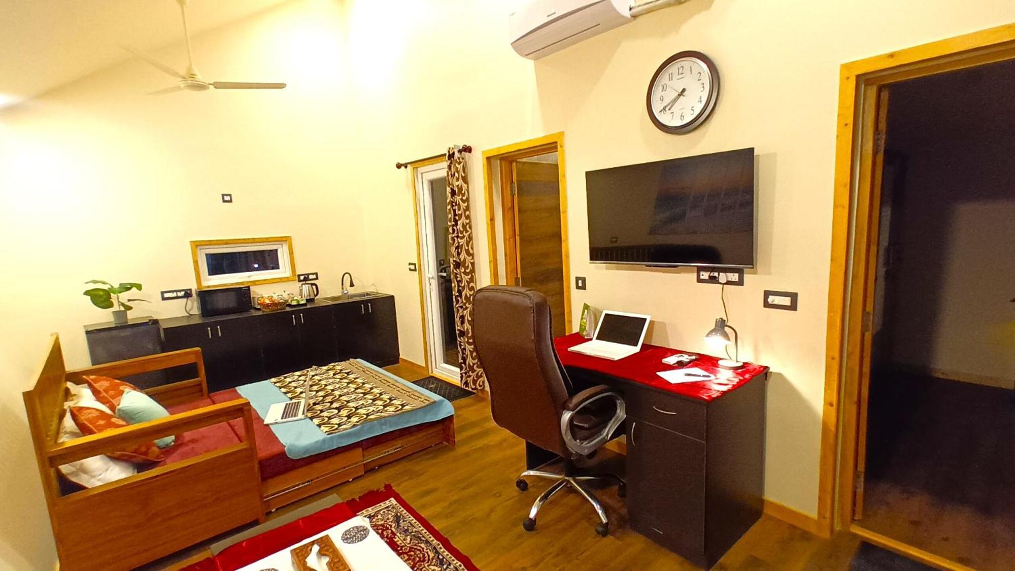 Chan Beach Resort Bahur Buitenkant foto